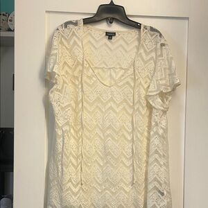 torrid Cream Chevron Lace Tunic with Flutter Sleeves